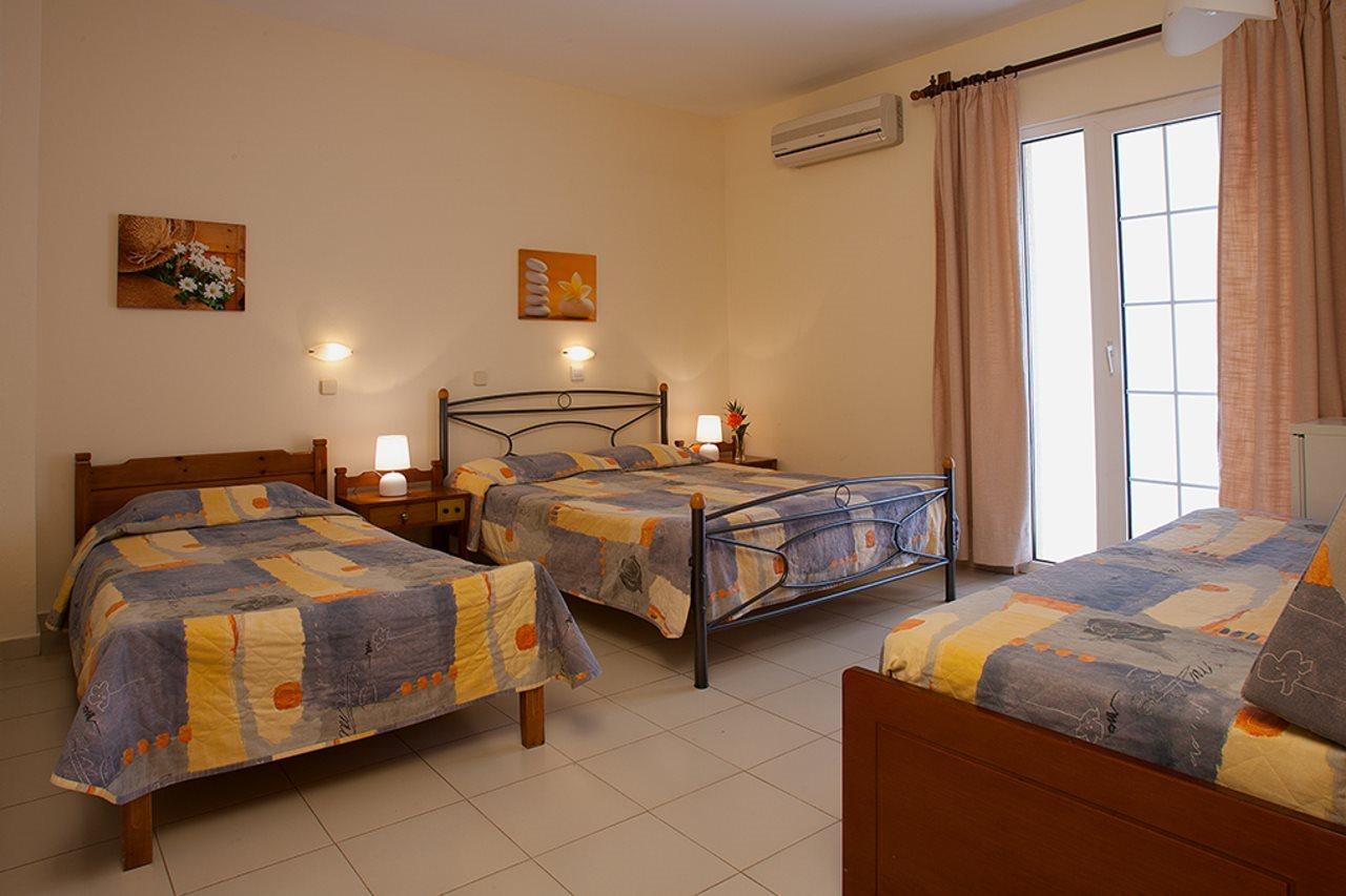 Albatross Hotel Maleme Exterior foto