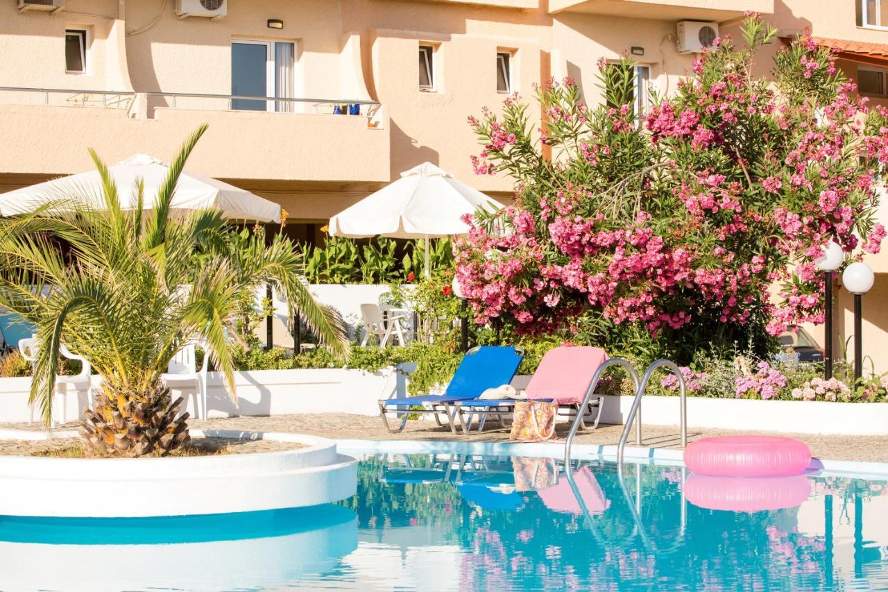 Albatross Hotel Maleme Exterior foto
